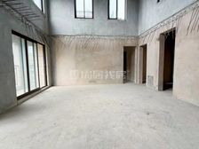 E区顶楼中空复式 南北通透 房东急置换 诚心出售