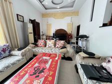 双拼西边套 带车库三面花园 小区中心位置 看房随时价格好谈