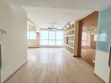 国贸永安里建外西区,131平两居,550万,东北向,高楼层