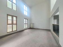 交通便捷 近地铁 居住密度低 中间好楼层 医疗配套成熟