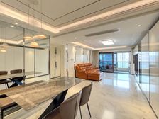 明园森林都市叠翠苑 4室2厅 147.67平