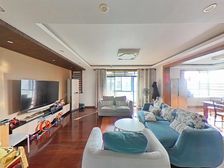 顶楼复式 挑高6米 楼顶带私有阳光大露台 急售