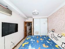 保真保看, ,新出房源,价钱好谈,精装修,随时看房