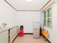 共康七村 商业配套齐全 正规商品房 满五 精装修 楼层好