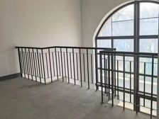 新上双拼别墅上下3层大独栋双拼位置好现房可看1300起