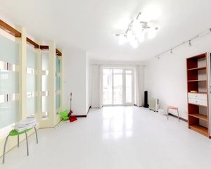 金色房产 双裕花园西区 3室2厅 177.55平复式 诚意出