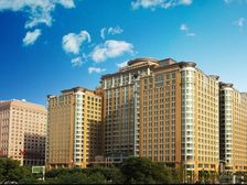 底价出租:民生金融中心整层1867㎡,遗留装修,头部企业汇集