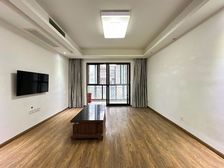 顶复带车位 南北双大露台 空间大适合大家庭