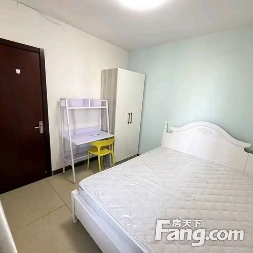  �����۾�װ���� 15ƽ���� Ѻһ��һ1600/�� 