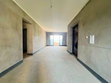 中伦金海岸 双卫格局 医疗配套成熟 次新房 有电梯 朝南