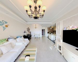 全成都二手房都有—只收2000中介费—浅水半岛三期 3室 南