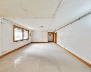 人中苑3室2厅东北
