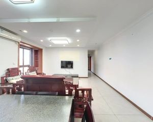 金牛万达D组团 3室2厅 .68平