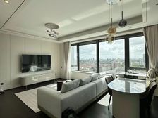 满二交易成本低,业主诚心出售,高档次新小区,看房很方便!