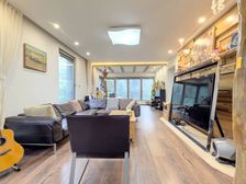 中鹰黑森林 4室2厅 216.54平