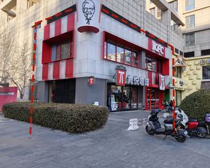 南三环 丰台区 宋家庄地铁5号、10号、亦庄三线交汇 全业态