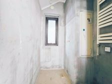 济南龙湖·九里晴川 4室2厅2卫 毛坯 290万元