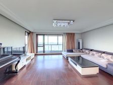 11号线地铁口,人车分流,大平层原始四房,有产权车位,电梯高