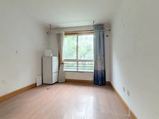 一梯一户,带大花园,业主急售,价格好谈