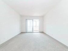 五坊园20年次新房 豪华大MP 有产权车位 人车分流价格可谈