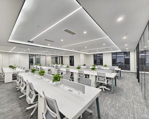 人民南路、天府广场地铁1号线、半层出售、可自用、航天科技大厦