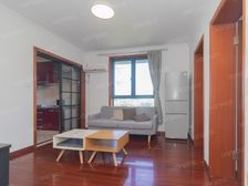 东边套一房,近11号线地铁,满五唯壹 看房方便好停车适合白领