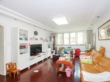 长阳新苑!次 位置,地铁繁华商圈,价格美丽,欢迎咨询!!