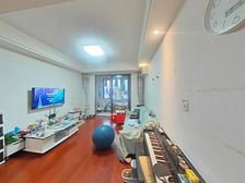 保利星海屿干挂石材人车分流 毗邻远香湖公园 经典三房 中高层