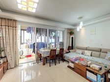 绿地璀璨天城 3室2厅 97平