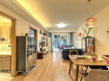 万科城 2室2厅 77.77平自带30平大花园