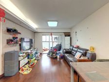 万科城 4室2厅 121.36平