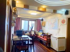 中间楼层采光好 购物方便 出行方便 近地铁 电梯房 朝向好