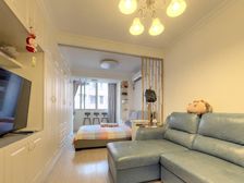 总价低,地铁口,客厅有窗户,阳光普照