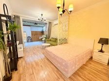 镇宁路465弄小区 一楼带天井 南北通两房 全明户型