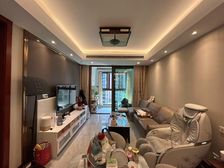 楼层好 婚房装修 小区中心位置 刚需两居 正规商品房 诚售