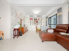 婚房装修,临夏阳湖湖景房,带一个产权车位,好商量随时看