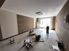 新上!保师附小学区 鑫和花园 5楼小高层 改善大三室 精装修