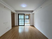 绿地洋房,3室2厅2卫,刚需户型,全明格局,诚心出售价格实惠