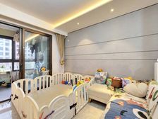 地铁500米,次新洋房社区,中 央空调+地暖+新风