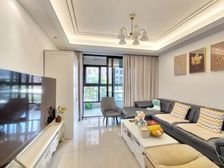 小区品质高+地铁口200米+业主诚意出售,好看房