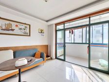 南北通,户型正气,楼层好,看房方便,地铁出行方便。