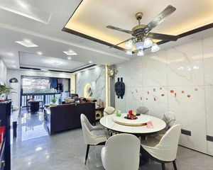 滨海湾金湾花园海景三房出售,满五不 ,价格有惠诚意出售