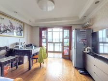 水岸秀苑 3室1厅 105.44平