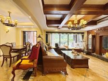 豪装100多 协信春山台 洋房底跃 带80平花园 4房双卫