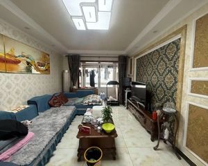 地铁昌平站旁边 蔚云府 电梯中间楼层 三居室 南北双通透
