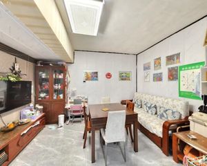 上河新城 2室1厅 东 东南