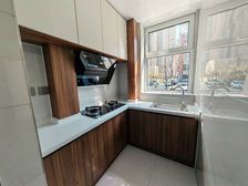 六道口一楼带80平大院 可停4辆车30多万拎包入住