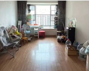 万科城3室2厅东北