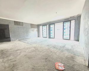 绿地麓湖郡 中间楼层采光好 近地铁 满五 低密度社区