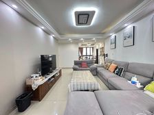 产权清晰 有车位双卫生间 满五唯壹 带电梯 南北通透 小区新